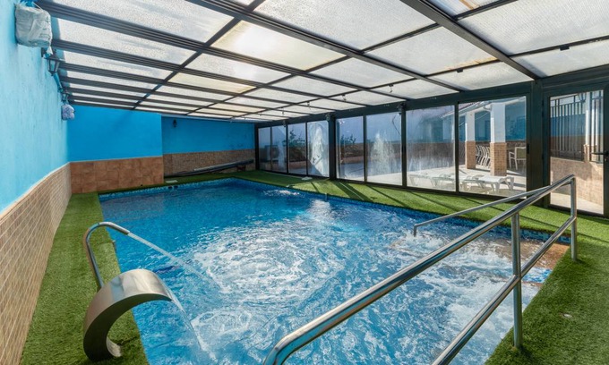 Mascaraque House | 240 m² House ∙ 7 bedrooms ∙ 20 guests