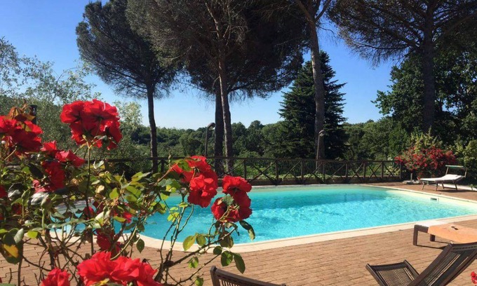 Poggio House | 250 m² House ∙ 6 bedrooms ∙ 17 guests