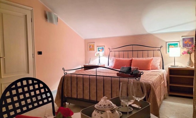 Orbassano Resort | 250 m² Private room ∙ 1 bedroom ∙ 2 guests
