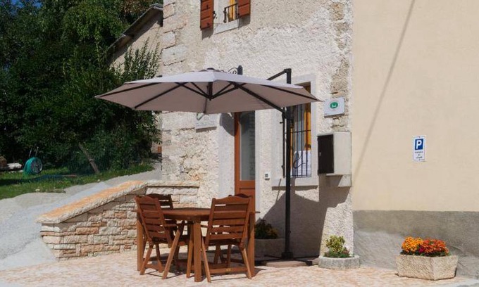 Sant'Anna d'Alfaedo Bed & Breakfast | 26 m² Bed and breakfast ∙ 4 guests
