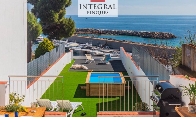 Palamos Apartment | 260 m² Apartment ∙ 2 bedrooms ∙ 4 guests