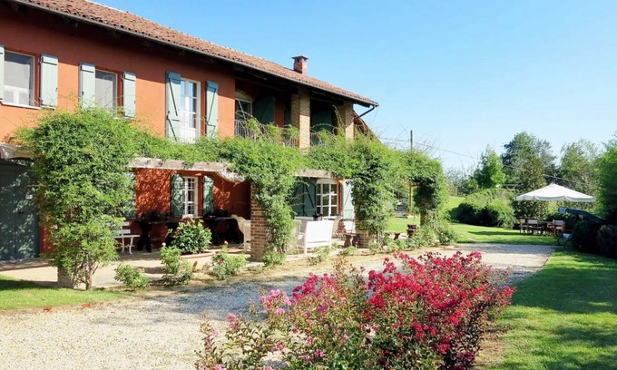 Capriglio Other | 280 m² Accommodation ∙ 4 bedrooms ∙ 10 guests