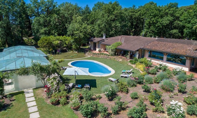 Civitella in Val di Chiana Villa | 280 m² Villa ∙ 4 bedrooms ∙ 8 guests