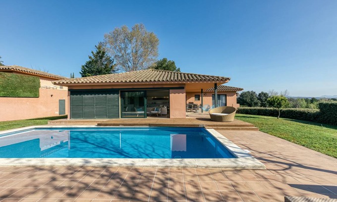 Navata Villa | 285 m² Villa ∙ 4 bedrooms ∙ 8 guests