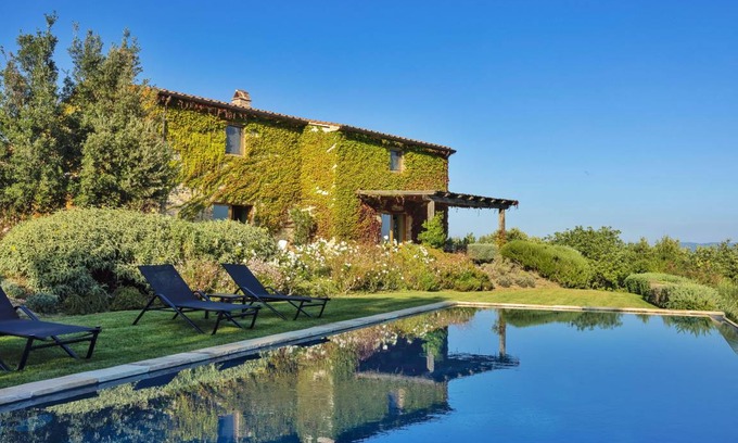 Montelaguardia Villa | 300 m² Villa ∙ 3 bedrooms ∙ 6 guests