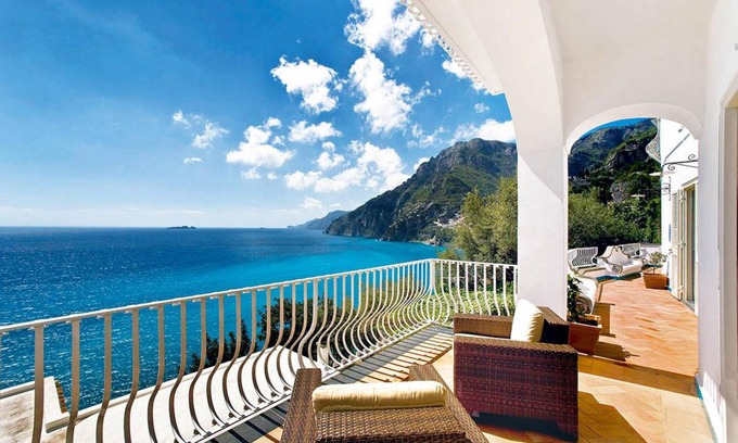 Arienzo Villa | 300 m² Villa ∙ 5 bedrooms ∙ 10 guests