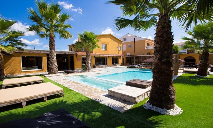 Rubi Villa | 300 m² Villa ∙ 7 bedrooms ∙ 16 guests