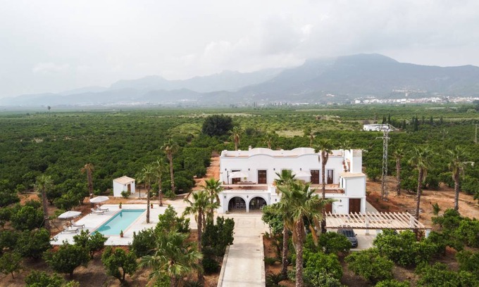 Corbera Villa | 310 m² Villa ∙ 4 bedrooms ∙ 11 guests