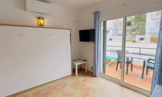 Almadraba-Canyelles Apartment | 34 m² Studio flat ∙ 1 bedroom ∙ 2 guests