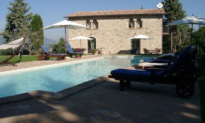 Ramazzano Villa | 340 m² Villa ∙ 6 bedrooms ∙ 22 guests