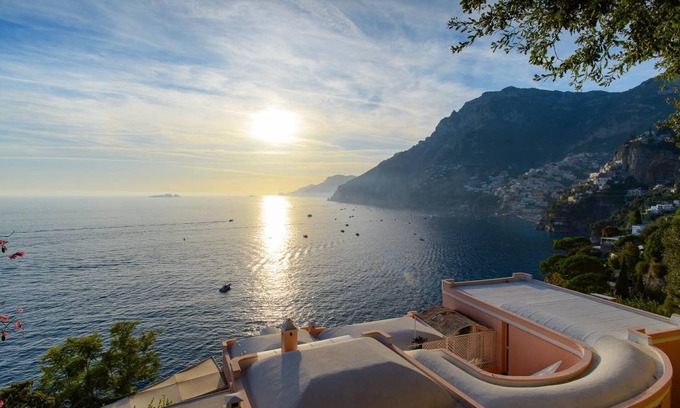 Arienzo Villa | 340 m² Villa ∙ 5 bedrooms ∙ 10 guests