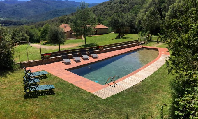 La Vall de Bianya House | 350 m² House ∙ 6 bedrooms ∙ 18 guests