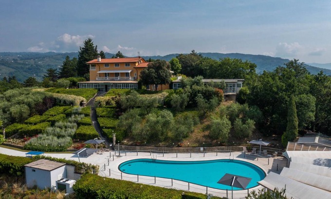 Margine Coperta-Traversagna Villa | 350 m² Villa ∙ 6 bedrooms ∙ 15 guests