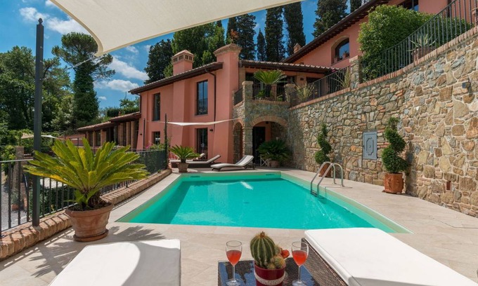 Margine Coperta-Traversagna Villa | 400 m² Villa ∙ 5 bedrooms ∙ 13 guests