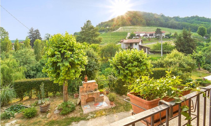 Monforte d'Alba Apartment | 45 m² Apartment ∙ 1 bedroom ∙ 2 guests
