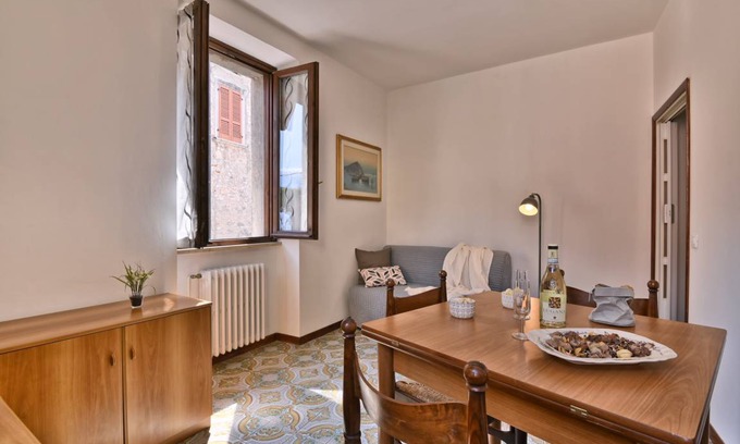 Bogliaco Apartment | 45 m² Apartment ∙ 1 bedroom ∙ 4 guests