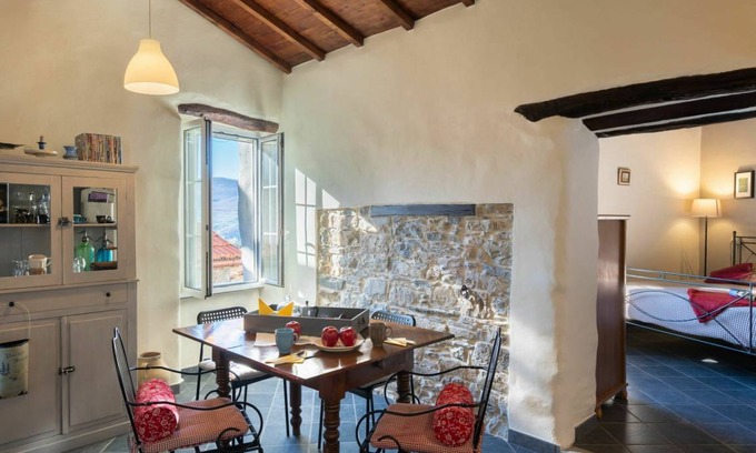 Chiusanico Other | 50 m² Accommodation ∙ 1 bedroom ∙ 2 guests