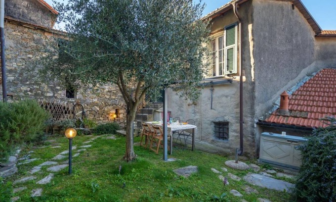 Chiusanico Apartment | 50 m² Apartment ∙ 1 bedroom ∙ 2 guests