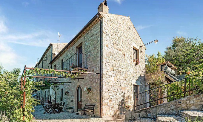 Bomba House | 50 m² House ∙ 2 bedrooms ∙ 4 guests