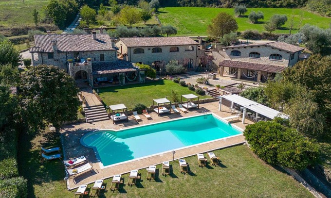 Acqua Loreto Villa | 500 m² Villa ∙ 13 bedrooms ∙ 26 guests