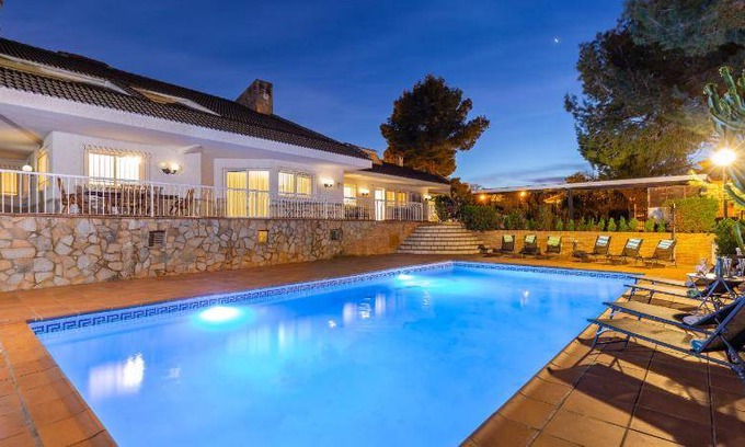 La Alcayna Villa | 500 m² Villa ∙ 9 bedrooms ∙ 19 guests