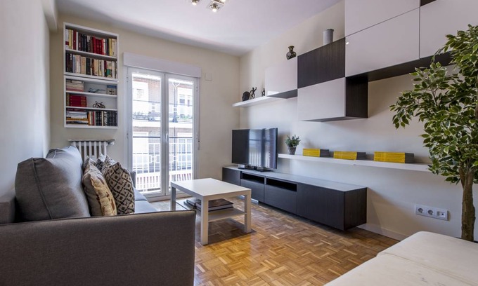 Guindalera Apartment | 56 m² Apartment ∙ 2 bedrooms ∙ 6 guests