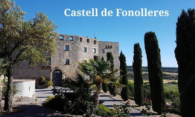 Fonolleres House | 600 m² House ∙ 6 bedrooms ∙ 12 guests