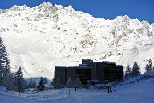 Cervinia Apartment | 69 m² Serviced apartment ∙ 2 bedrooms ∙ 6 guests