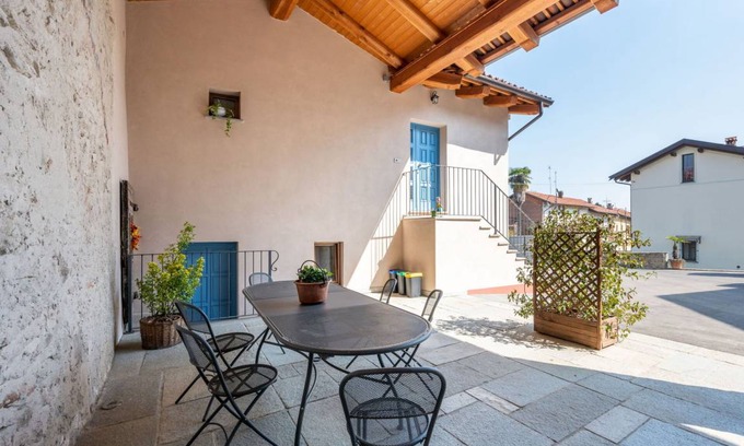 Verzuolo Other | 70 m² Accommodation ∙ 1 bedroom ∙ 4 guests