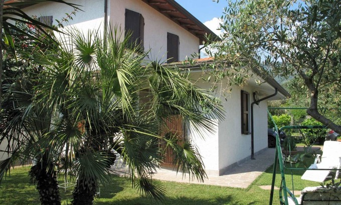 Capanne-Prato-Cinquale Apartment | 75 m² Apartment ∙ 3 bedrooms ∙ 6 guests