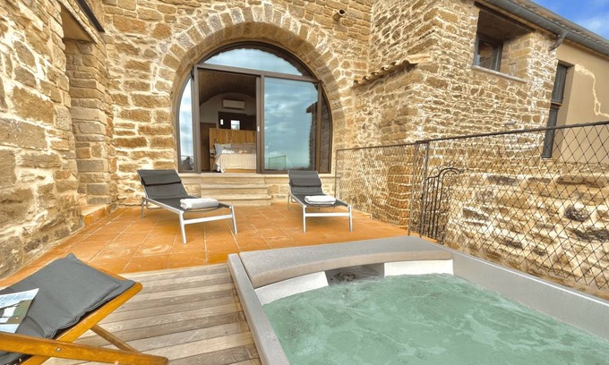 Els Plans de Sio Apartment | 75 m² Apartment ∙ 2 bedrooms ∙ 6 guests