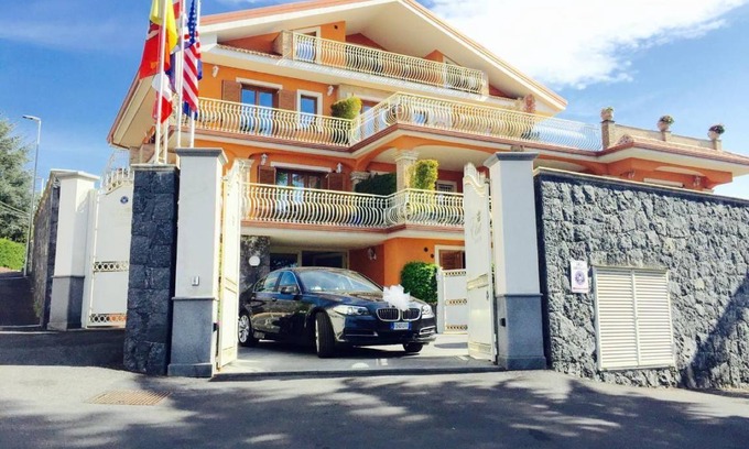 Trecastagni Apartment | 75 m² Apartment ∙ 2 bedrooms ∙ 7 guests