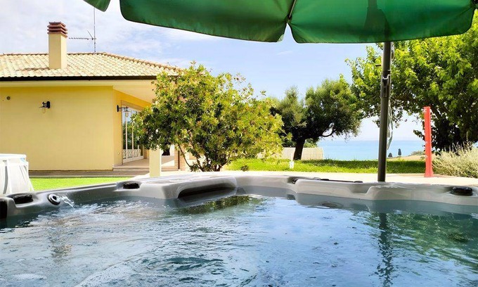 Cologna Spiaggia Apartment | 75 m² Apartment ∙ 2 bedrooms ∙ 6 guests
