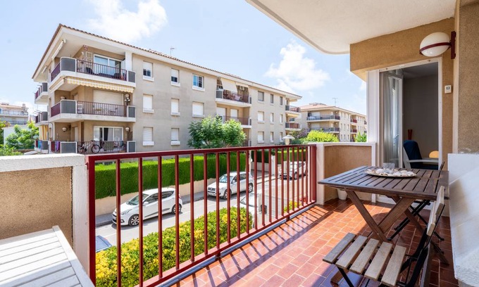Sant Salvador Apartment | 80 m² Apartment ∙ 3 bedrooms ∙ 5 guests