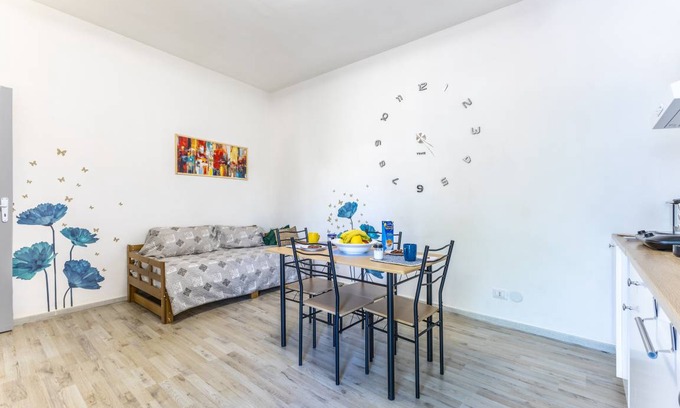 Comiso Apartment | 80 m² Apartment ∙ 3 bedrooms ∙ 5 guests