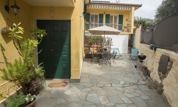Diano San Pietro House | 80 m² House ∙ 2 bedrooms ∙ 5 guests