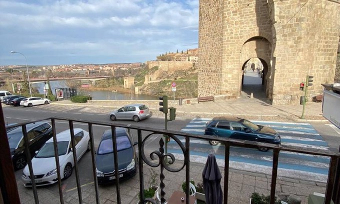 Toledo House | 80 m² House ∙ 3 bedrooms ∙ 8 guests