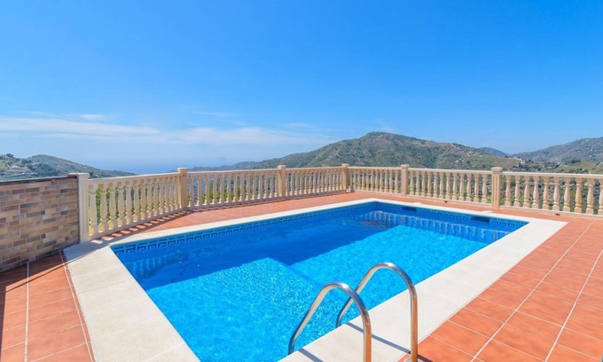 Torrox House | 80 m² House ∙ 3 bedrooms ∙ 6 guests
