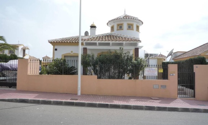 Mazarron Villa | 85 m² Villa ∙ 2 bedrooms ∙ 4 guests