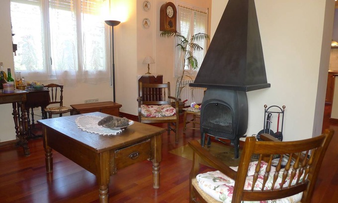 Olot Apartment | 90 m² Apartment ∙ 2 bedrooms ∙ 4 guests