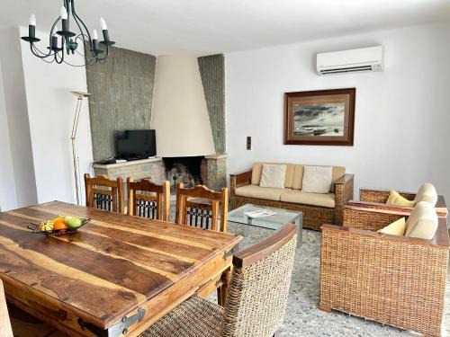 Roses Town Center Apartment | Agi Joan Badosa