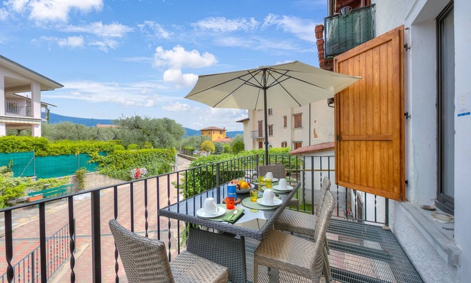 Toscolano Maderno Apartment | Al Peverì - private parking & near lake, Toscolano Maderno, Italy