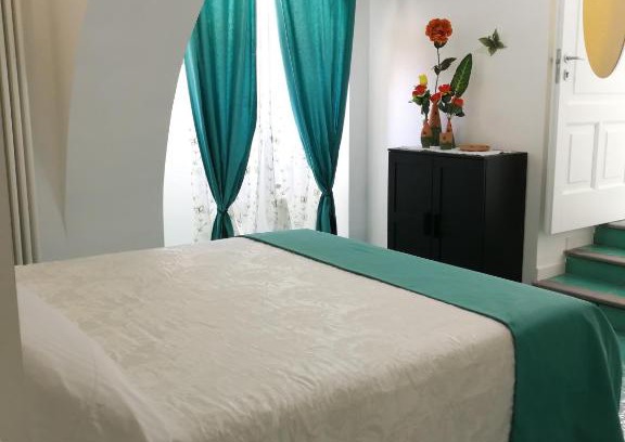 Amalfi Apartment | Amalfi Small Wonder Tiny Town House