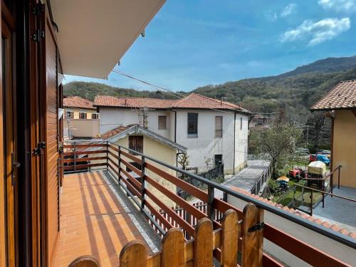 Osigo Apartment | Antonella's center town apartment Valbrona