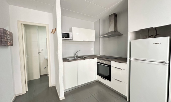 Roses Town Center Apartment | Apartment- Arago 2 - Studio Apartment, Sleeps 2