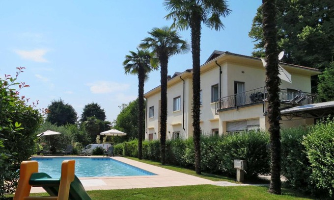 Luino Apartment | Apartment del Sole-2 by Interhome