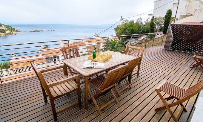 Almadraba-Canyelles Apartment | Apartment- Rodas I - Three Bedroom Apartment, Sleeps 6