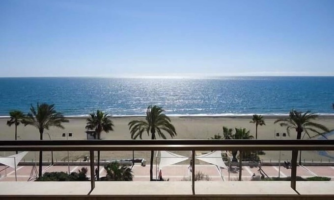 Estepona Apartment | Apartment With Stunning Sea Views And Vision Of The Rock Of 🇬🇮Gibraltar