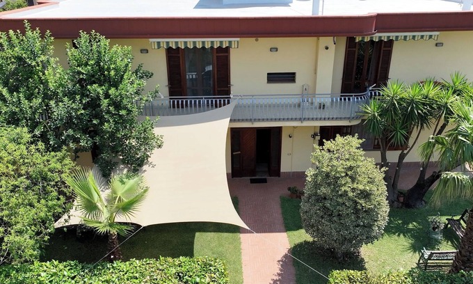 Quadrelle Apartment | Avellino Apartment in a quiet and safe hillside village - "Villa Palmira"