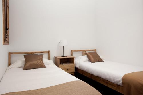 La Sagrada Familia Apartment | Beautiful Eixample flat for families